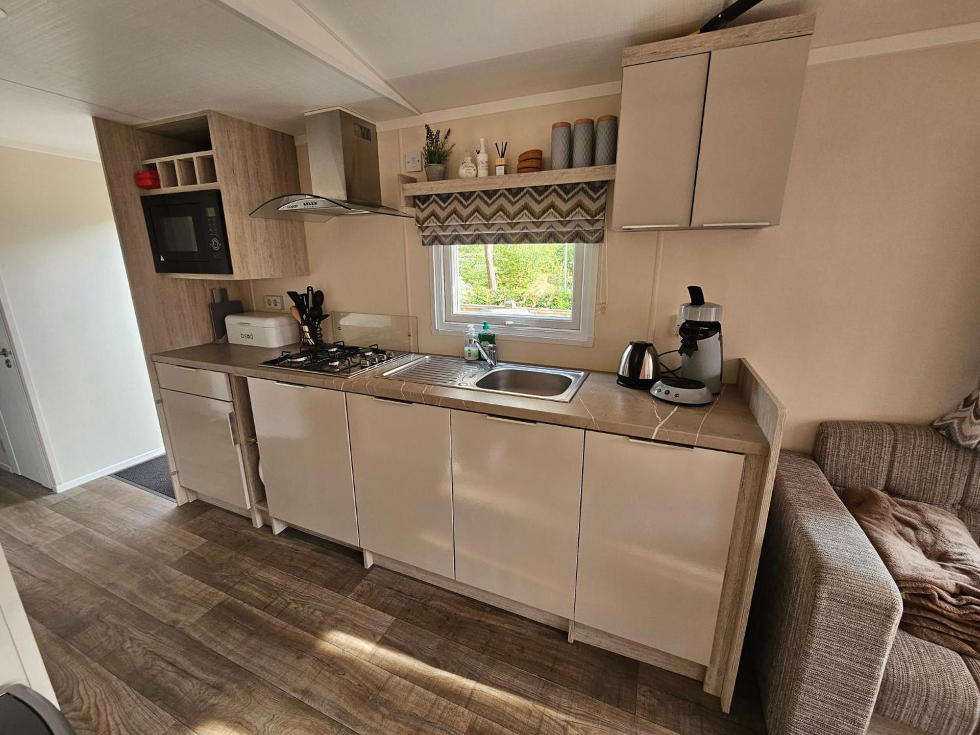 Luxe 4 Persoons Chalet Op 5 Sterren Camping Raalte Esterno foto