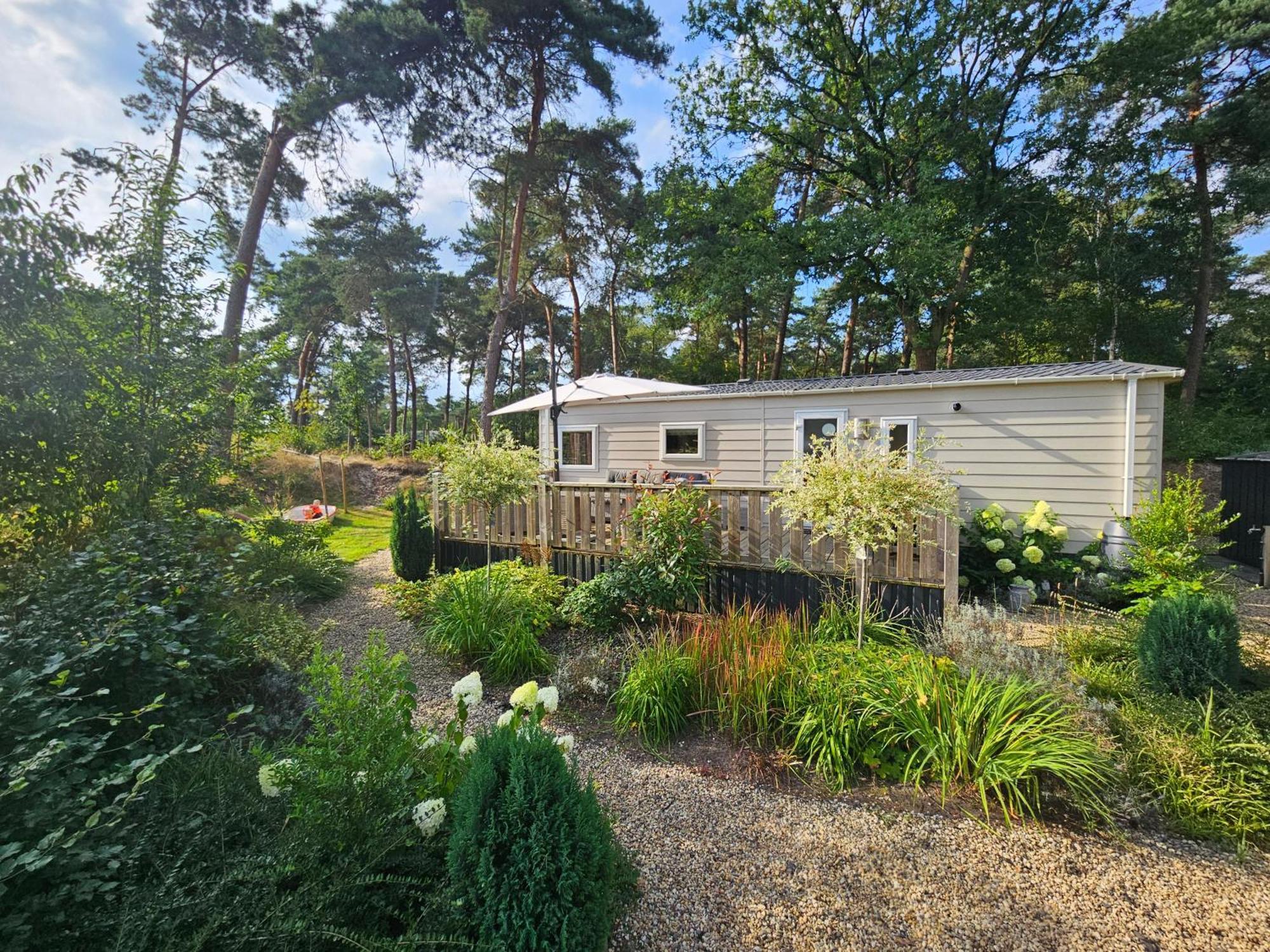 Luxe 4 Persoons Chalet Op 5 Sterren Camping Raalte Esterno foto